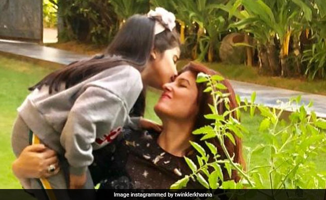 Here's What Twinkle Khanna Wanted To Do After 3-Hour Session With "Teacher" Nitara