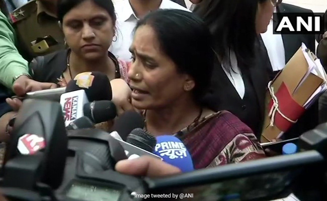 Nirbhaya Case: दोषियों की फांसी मुकर्रर होने के बाद निर्भया की मां का आया रिएक्शन- 'अगर थोड़ा भी मौका है तो मैं उन लोगों को...'