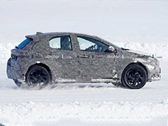 Toyota Yaris Hatchback Based Crossover Spotted Testing Toyota Yaris Hatchback Based Crossover Spotted Testing