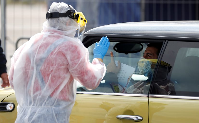 बॉलीवुड एक्टर ने किया ट्वीट, लिखा- सारे नेताओं को कोरोना से जंग लड़ने के लिए कम से कम 10 करोड़ देने चाहिए, क्योंकि...