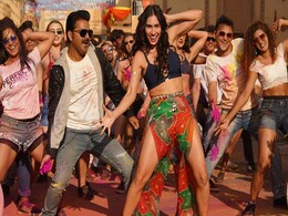 Bhojpuri Video Song: पवन सिंह के गाने 'कमरिया हिला रही है' का नया धमाका,  ढाई करोड़ से ज्यादा बार देखा गया Video Bhojpuri Video Song: पवन सिंह के गाने 'कमरिया हिला रही है' का नया धमाका,  ढाई करोड़ से ज्यादा बार देखा गया Video