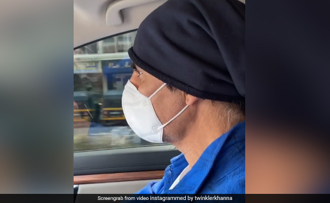 Akshay Kumar Takes Twinkle Khanna To Hospital Amid Lockdown, She Says: "My Driver All The Way From Chandni Chowk"