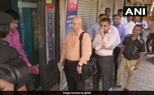 Customers Rush To ATMs In Mumbai After RBI Caps Yes Bank Withdrawal Limit