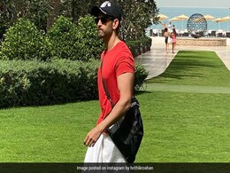 ऋतिक रोशन ने तौलिये की बनाई थी लुंगी, Photo देख रणवीर सिंह ने किया जोरदार कमेंट ऋतिक रोशन ने तौलिये की बनाई थी लुंगी, Photo देख रणवीर सिंह ने किया जोरदार कमेंट