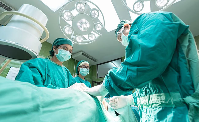 COVID-19 Patient Survives Rare Complication During Childbirth In Pune