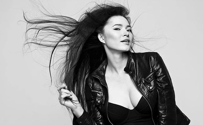 Say Hello To These 8 Effective Hair Serums