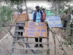 छत्तीसगढ़ में गांव वालों ने सड़क को कर दिया बंद, लिखा- '21 दिन तक No-Entry...' देखें Video