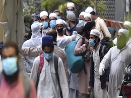 निजामुद्दीन मरकज में 2000 से ज्यादा लोगों के रुकने पर आया तबलीगी जमात का बयान, बोले- CM को हकीकत मालूम होती तो... निजामुद्दीन मरकज में 2000 से ज्यादा लोगों के रुकने पर आया तबलीगी जमात का बयान, बोले- CM को हकीकत मालूम होती तो...