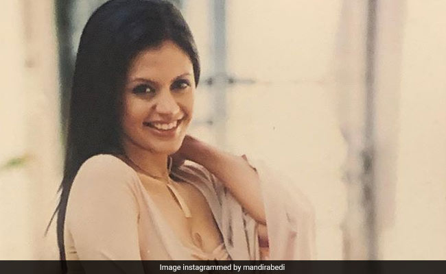Mandira Bedi Is A "Toothy Weirdo" (Her Words) In This Throwback Pic