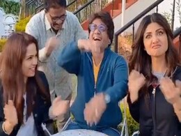 शिल्पा शेट्टी ने दिया पॉलिटिकल ज्ञान, लिखा- हर...का दिन आता है...देखें Video शिल्पा शेट्टी ने दिया पॉलिटिकल ज्ञान, लिखा- हर...का दिन आता है...देखें Video