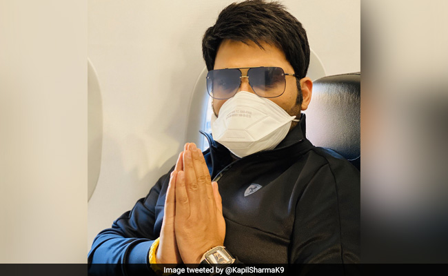 कपिल शर्मा को हुआ कोरोनावायरस का डर, मास्क लगाकर प्लेन में पहुंचे कॉमेडी किंग, बोले- सावधानी में ही...