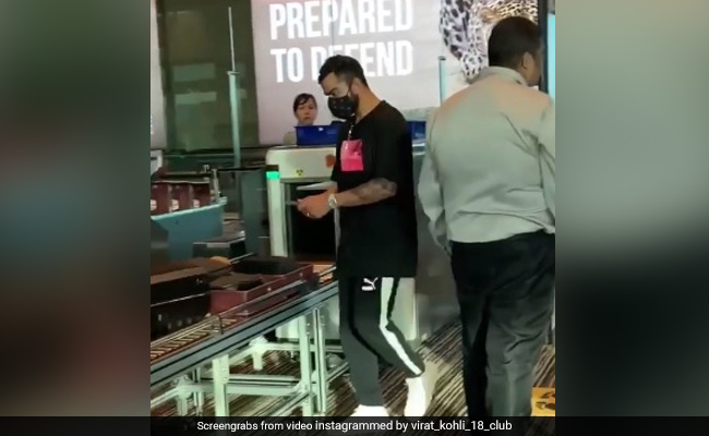 व‍िराट कोहली को भी कोरोना वायरस का खौफ, एयरपोर्ट पर कुछ इस तरह आए नजर, देखिए VIDEO