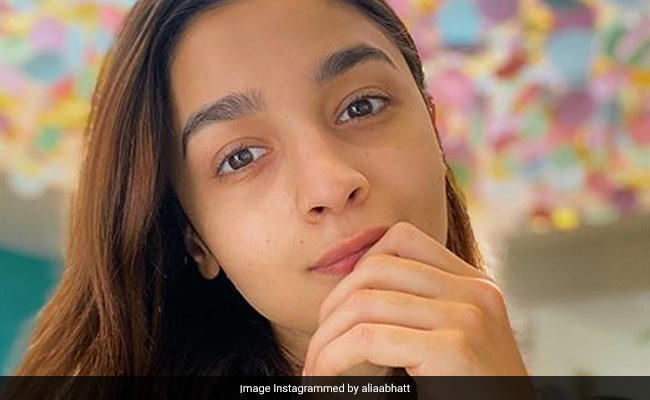Like Alia Bhatt, Pick Fun Night Suits And Stay Stylish Even At Home