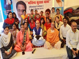 अंतरराष्ट्रीय महिला दिवस पर मध्यप्रदेश में महिला अतिथि विद्वान ने कराया मुंडन अंतरराष्ट्रीय महिला दिवस पर मध्यप्रदेश में महिला अतिथि विद्वान ने कराया मुंडन