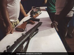 राजस्थान में अवैध हथियारों पर सर्जिकल स्ट्राइक, एजीटीएफ की बड़ी कार्रवाई; गैंगस्टर सलमान खान गिरफ्तार राजस्थान में अवैध हथियारों पर सर्जिकल स्ट्राइक, एजीटीएफ की बड़ी कार्रवाई; गैंगस्टर सलमान खान गिरफ्तार