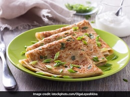 Healthy Cheela Recipes: प्रोटीन और न्यूट्रिशन से भरपूर होता है दालों से बना चीला, वजन कम करना है तो फटाफट नोट कर लें Recipes Healthy Cheela Recipes: प्रोटीन और न्यूट्रिशन से भरपूर होता है दालों से बना चीला, वजन कम करना है तो फटाफट नोट कर लें Recipes