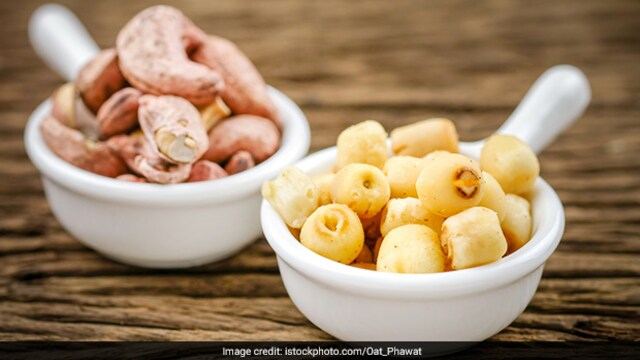 Weight loss: Ghee-roasted makhanas make for a healthy low-calorie plant-based snack