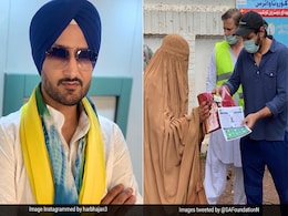 हरभजन सिंह ने अफरीदी के लिए मांगी मदद तो लोगों ने जमकर किया Troll, बोले- 'पहले भारत के लिए तो करो...' हरभजन सिंह ने अफरीदी के लिए मांगी मदद तो लोगों ने जमकर किया Troll, बोले- 'पहले भारत के लिए तो करो...'