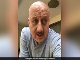 अनुपम खेर ने भारत वापस लौटते ही खुद को घर में कर लिया कैद, Video पोस्ट कर बोले- आप कल्पना भी नहीं कर सकते... अनुपम खेर ने भारत वापस लौटते ही खुद को घर में कर लिया कैद, Video पोस्ट कर बोले- आप कल्पना भी नहीं कर सकते...