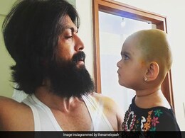 KGF स्टार ने बेटी को गर्मी की वजह से कराया गंजा तो बच्ची ने यूं उतारा पापा पर गुस्सा- Photo हुई वायरल KGF स्टार ने बेटी को गर्मी की वजह से कराया गंजा तो बच्ची ने यूं उतारा पापा पर गुस्सा- Photo हुई वायरल