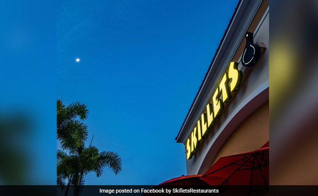 Customer Leaves $10,000 Tip Anonymously In US Restaurant