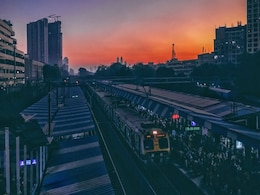 Coach Of Mumbai Local Train Derails, None Hurt Coach Of Mumbai Local Train Derails, None Hurt