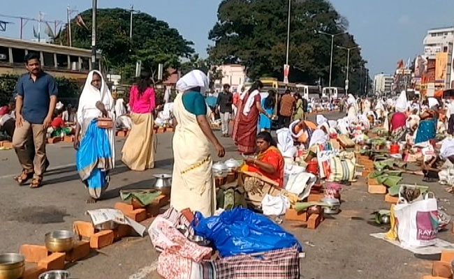 Lakhs On Kerala Streets For Attukal Pongala Despite Coronavirus Fears