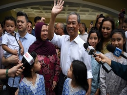 Malaysian King Appoints New Prime Minister Amid Political Crisis Malaysian King Appoints New Prime Minister Amid Political Crisis