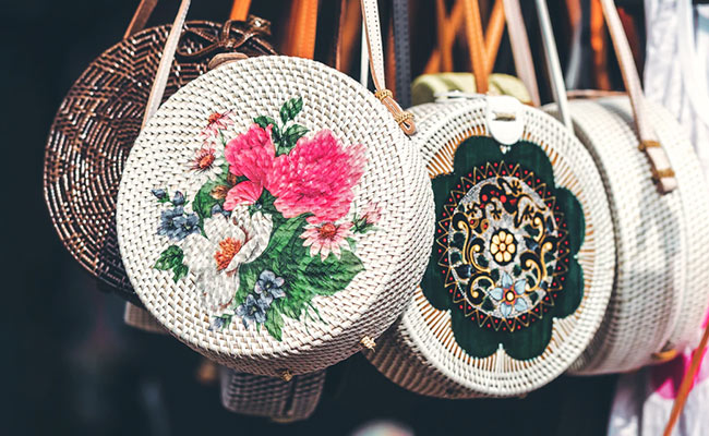 Spread Floral Love With These 8 Pretty Handbags From Amazon