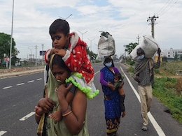 प्रवासी मजदूरों को एक राज्य से दूसरे राज्य में जाने की नहीं होगी अनुमति, नौकरियों के लिए कराना होगा रजिस्ट्रेशन: केंद्र प्रवासी मजदूरों को एक राज्य से दूसरे राज्य में जाने की नहीं होगी अनुमति, नौकरियों के लिए कराना होगा रजिस्ट्रेशन: केंद्र