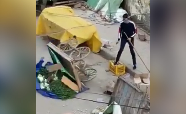 Delhi Cop Tips Over Vegetable Carts Amid Lockdown In Video, Suspended