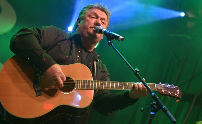 Country Music Star Joe Diffie Dies Of Coronavirus