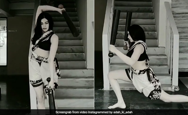 Viral Video: इस बॉलीवुड एक्ट्रेस ने कसरत के लिए उठाए मुगदर, तो डर के मारे बिल्ली ने लगा दी दौड़