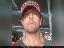 Sonu Nigam, Whose Flight To India Was Cancelled, Is Staying At His Dubai Home Till He Can Return Sonu Nigam, Whose Flight To India Was Cancelled, Is Staying At His Dubai Home Till He Can Return