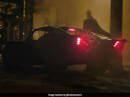 <I>The Darkest Knight</I> Yet? Robert Pattinson's Full Look In Batsuit And Batmobile <I>The Darkest Knight</I> Yet? Robert Pattinson's Full Look In Batsuit And Batmobile