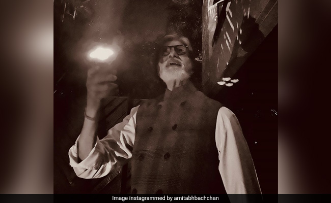 ICYMI: When Shweta Swapped Alexa For Dad Amitabh Bachchan - "Papa, Please Switch On..."