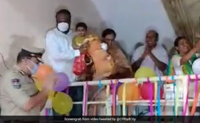 Hyderabad Cops Make 1-Year-Old's Birthday Special Amid COVID-19 Lockdown
