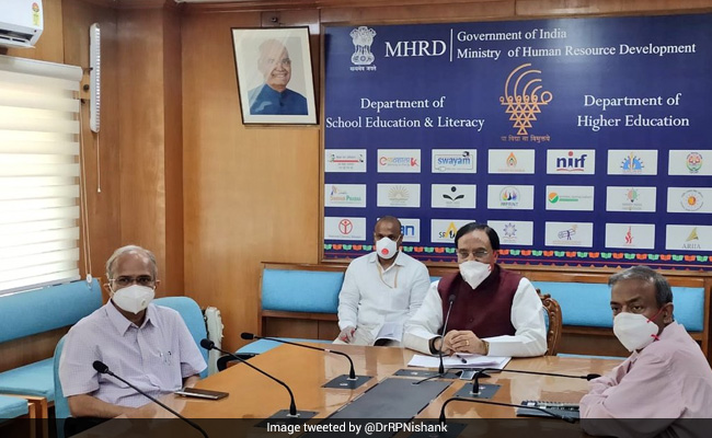 HRD Minister Felicitates IIT Delhi Team For Developing Affordable Test For COVID-19