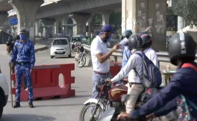 बीजेपी विधायक ने गाजियाबाद के डीएम को लिखी चिट्ठी, वैशाली और खोड़ा इलाके को खोलने की मांग