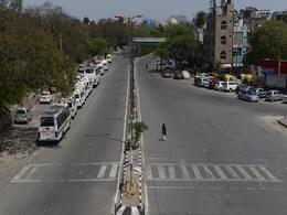 UP Village To Impose Rs 5,000 Fine On Outsiders Amid Lockdown UP Village To Impose Rs 5,000 Fine On Outsiders Amid Lockdown
