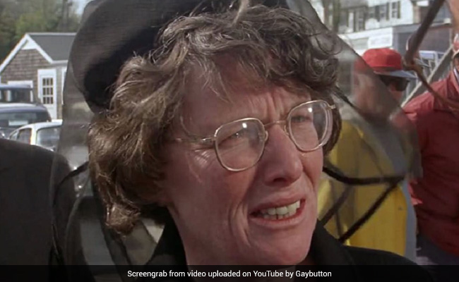 <I>Jaws</i> Actress Lee Fierro Dies Of Coronavirus At 91