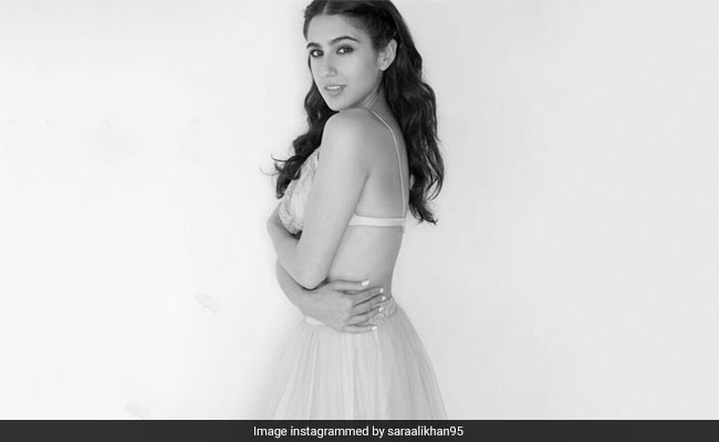 लॉकडाउन में सारा अली खान के Photo ने मचाया तहलका, बोलीं- हमारा दिल, दिमाग और आत्मा...