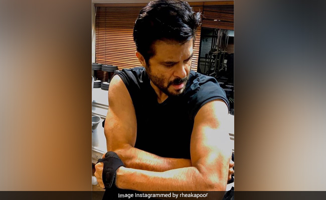 Anil Kapoor, 63, Is Busy Working Out, While Rhea "Googles <i>Biryani</i> Recipes"