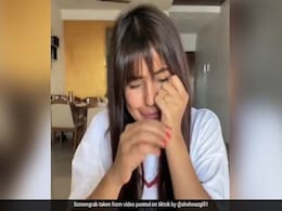 शहनाज गिल को लड़कों पर आया गुस्सा तो रोते हुए दे दिया श्राप, बोलीं- तुम सारे सिंगल ही मरोगे...देखें Video शहनाज गिल को लड़कों पर आया गुस्सा तो रोते हुए दे दिया श्राप, बोलीं- तुम सारे सिंगल ही मरोगे...देखें Video