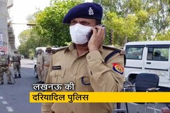 लखनऊ की दरियादिल पुलिस, इस तरह की बुजुर्ग महिला की मदद लखनऊ की दरियादिल पुलिस, इस तरह की बुजुर्ग महिला की मदद