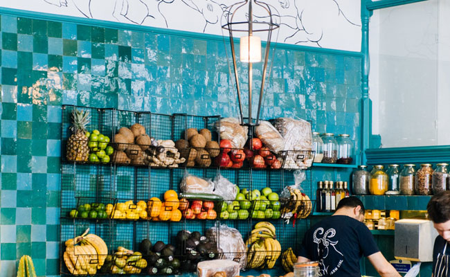 9 Lifestyle Hacks To Eat Well Even When You're On A Budget