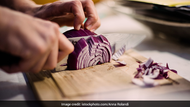Onion: A Super Food For Summer Season; Know Amazing Health Benefits Of Eating Onions