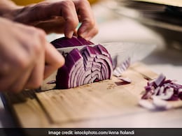 Kitchen Tips: 3 Easy Ways To Keep Cutting Board From Slipping
