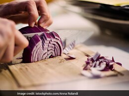 Watch: Satisfying Clip Of Onion Being Finely Chopped Has Reddit In A Trance