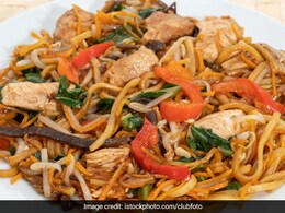 6 Quick Tips To Make Kolkata Street-Style Chicken Chowmein (Recipe Inside)